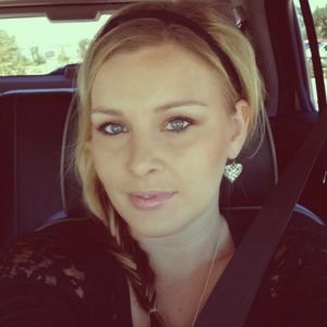 Meet your Posher, Stephanie